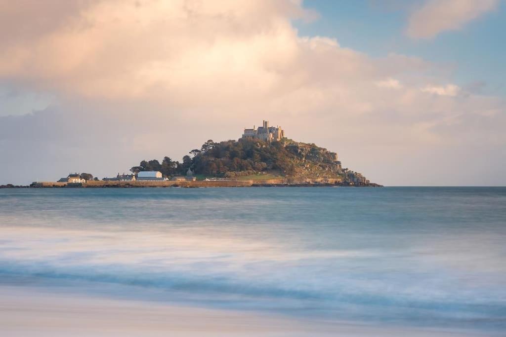 Room 2 Hotel Style Double Bedroom In Marazion Bagian luar foto